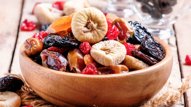 Вместо печеньки: ТОП-3 самых полезных сухофруктов для ежедневного перекуса
