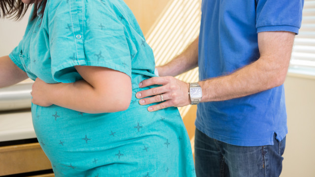 массаж во время родов