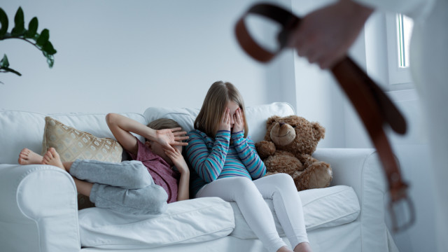 защитить детей от насилия