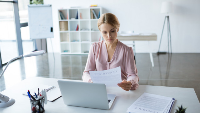 "Не кидайте мене!" - що робити, коли діти почувають себе самотньо у батьків, які працюють