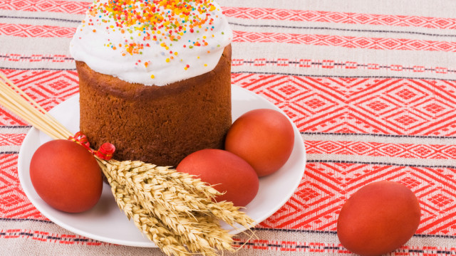 что положить в пасхальную корзину