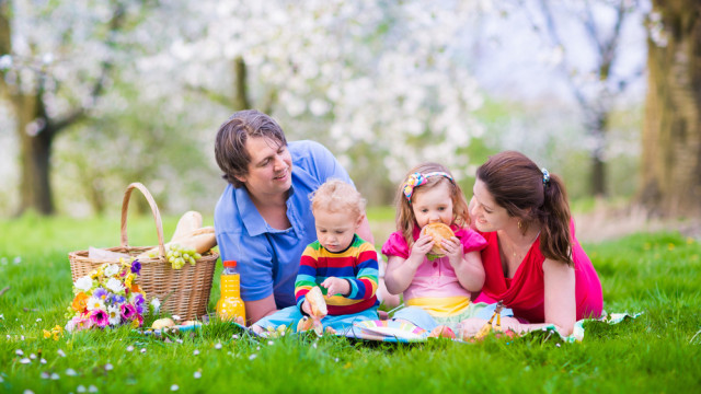 На низком старте: 5 идей, как провести Пасху с семьей