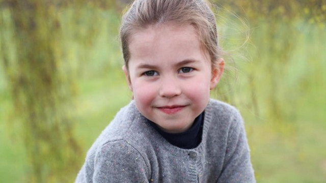 Принцесса Шарлотта - именинница! новые фото к маленькому юбилею