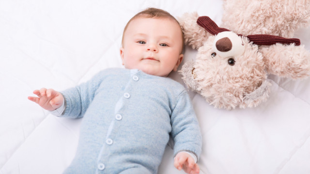 Обираємо перші іграшки для малюків: на що варто звернути увагу?