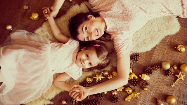 мама с дочкой Новый год