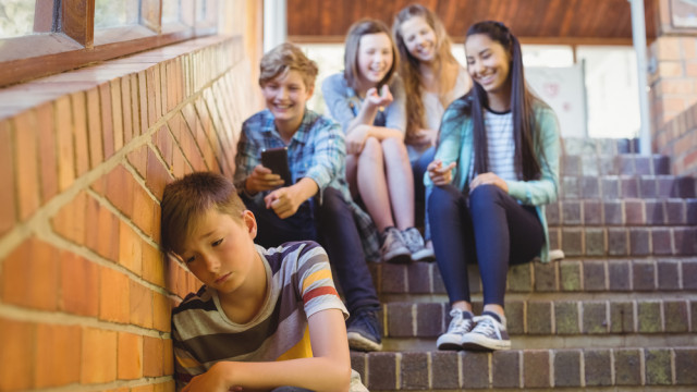 травля в школе