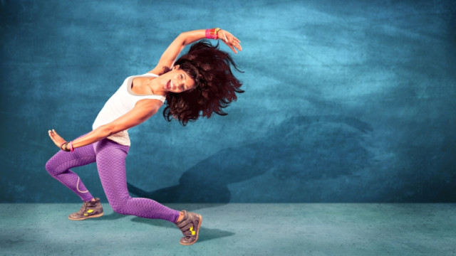 Київ танцює: зумба на Хрещатику. Розповідаємо подробиці