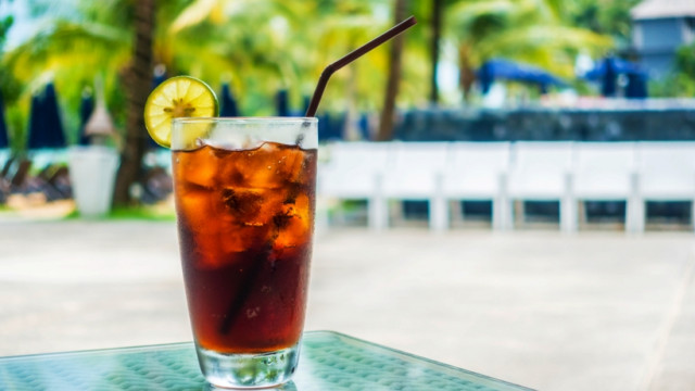 Что будет, если пить только сладкую газировку?