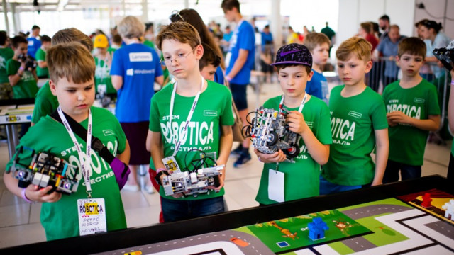 ROBOTICA: названы лучшие робототехники страны