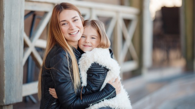 Мама з донькою
