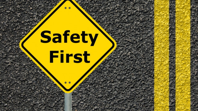 Діти на дорозі: чому дотримання ПДР є однаково важливим і для пересічного водія і для президента