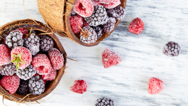 Фрукти, овочі, зелень: як заморожувати продукти для довготривалого зберігання?